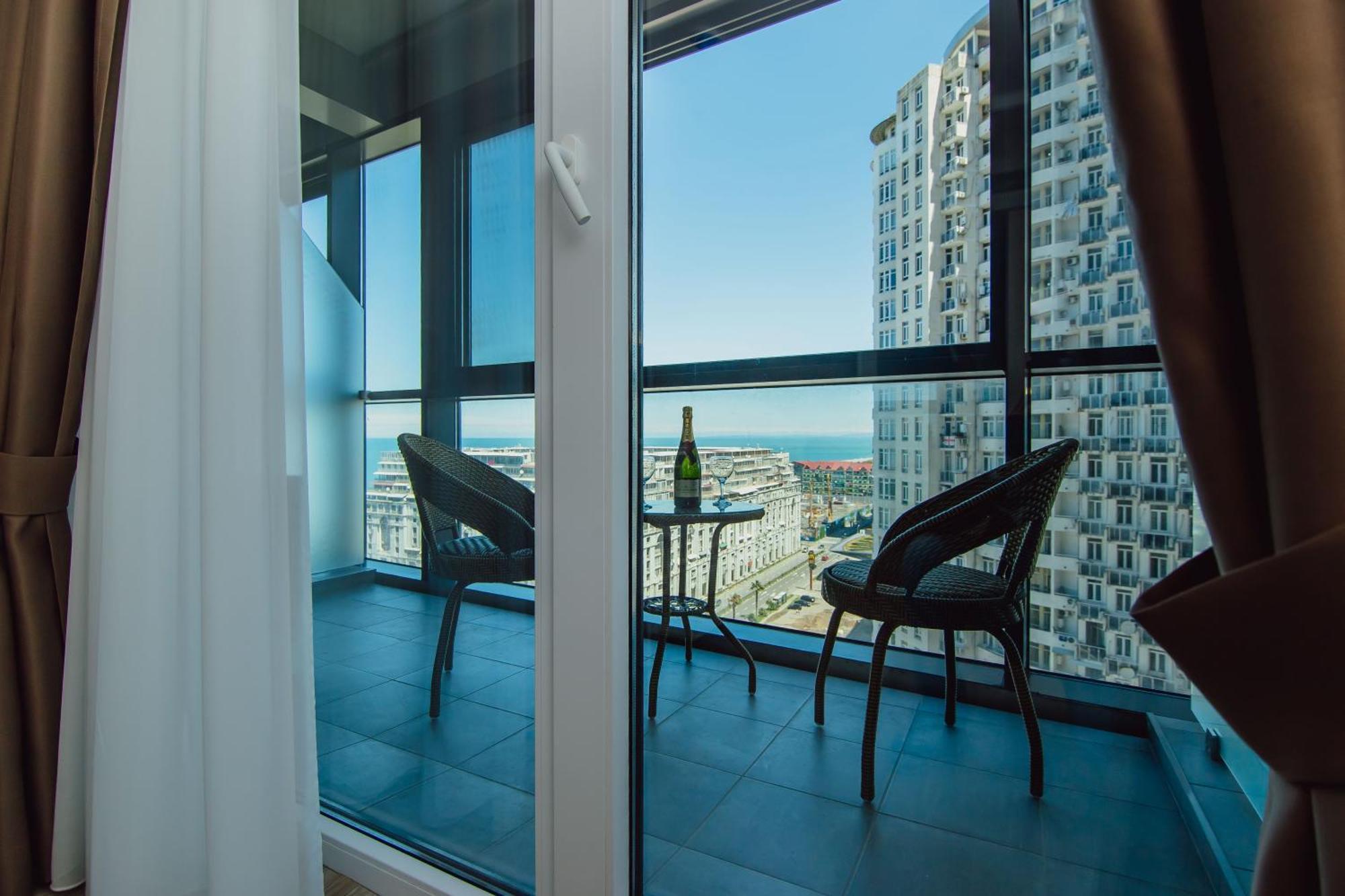 Your Sunshine Apartments Μπατούμι Εξωτερικό φωτογραφία